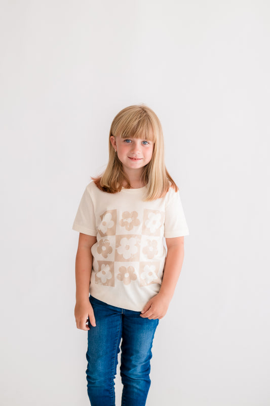 Daisy Flower - 100% Cotton Tee