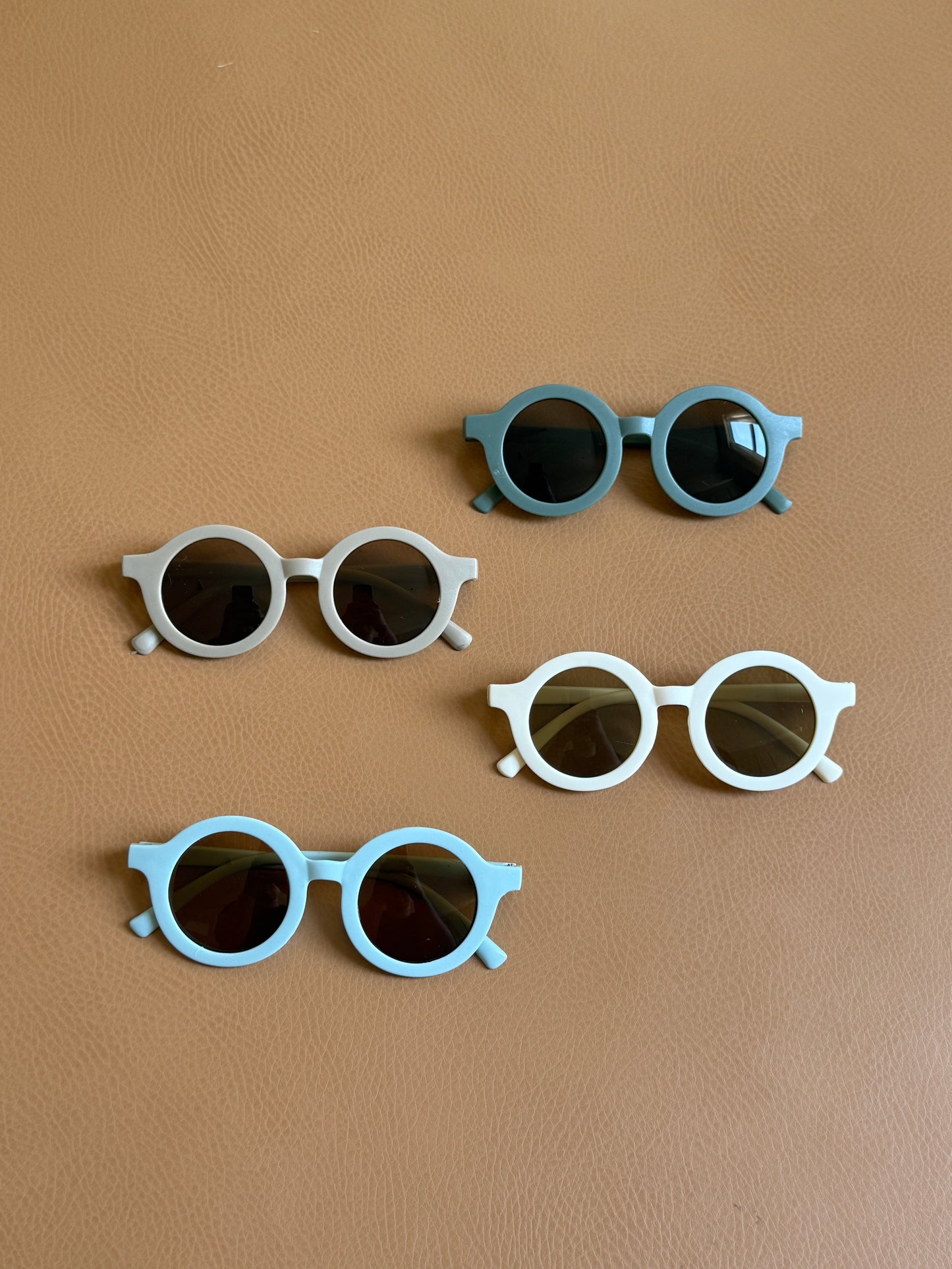 Round Sunnies