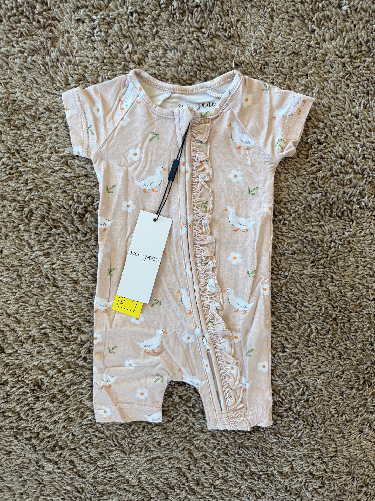 Goose Ruffle Bamboo Shorty