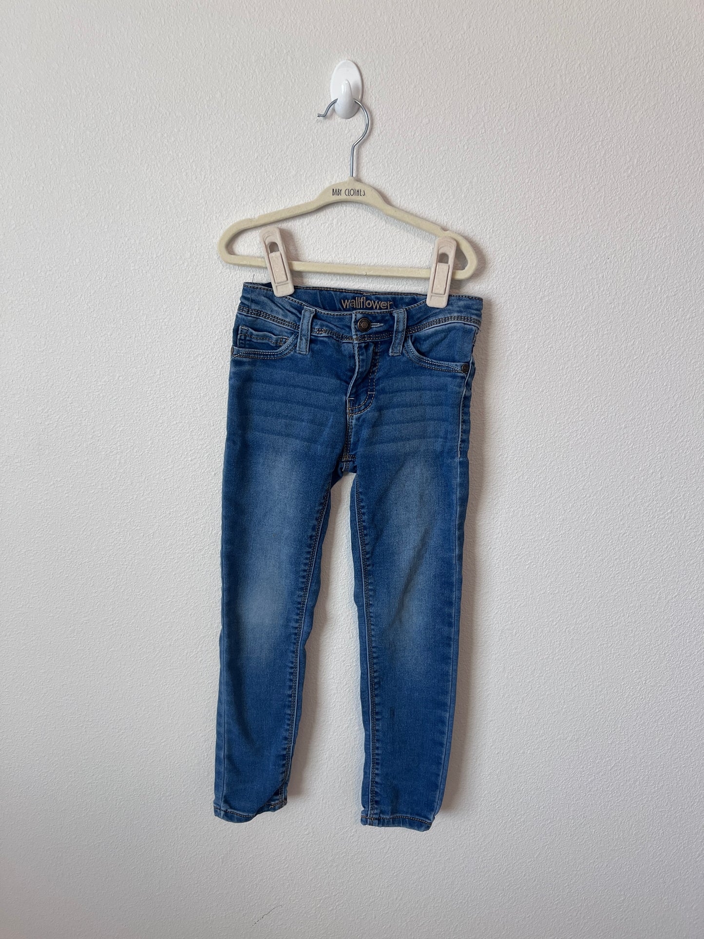 6 | Wallflower | EUC | Denim Jeans