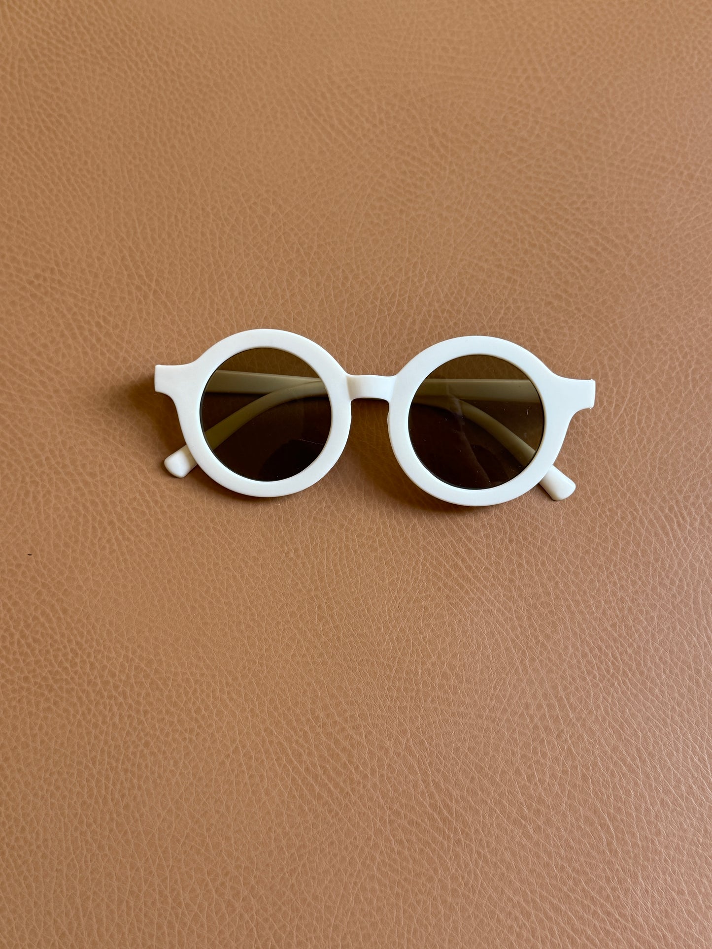 Round Sunnies