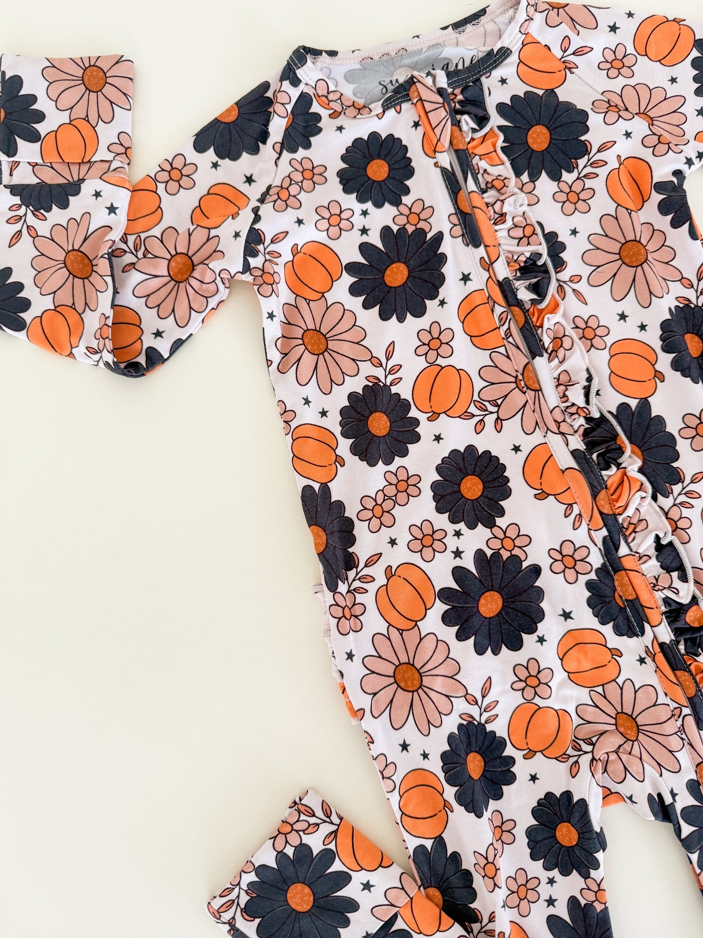 Spooky Floral Ruffle Bamboo Zippy