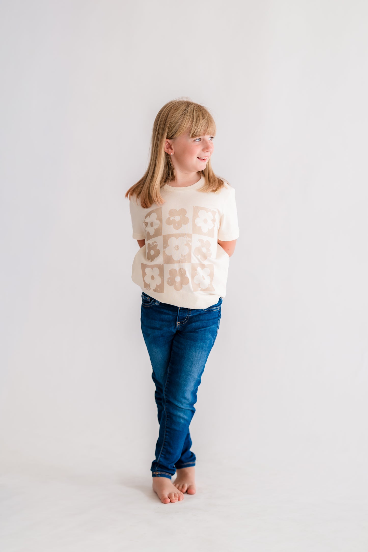 Daisy Flower - 100% Cotton Tee